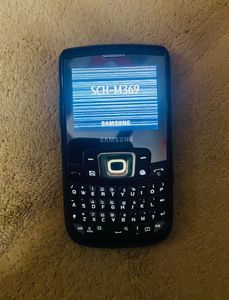 Samsung Chat 369