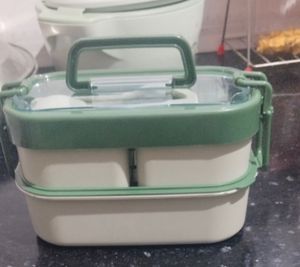 Leak-Proof Dual Compartment Lunch Box