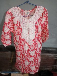 Red And White Combination Short Kurti ❤️🤍
