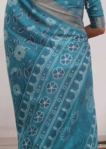 Teal Floral Print Saree With Blouse