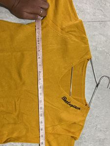 Yellow T-shirt