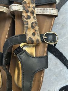 Brown Wedges