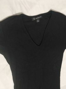 Black V-Neck Tee