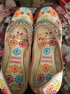 Embroidered Ethnic Flats