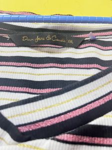 Stripes Top With V Neck And Short Sleeves