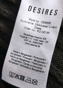 Desires international Ribbed v-neck Midi Dress