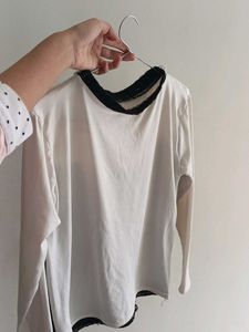Chic Black &amp; White Top