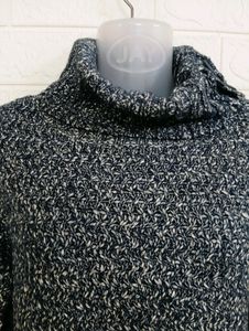 Tommy Hilfiger Sweater New With Tag
