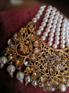 Jhumar Gold N Pearl
