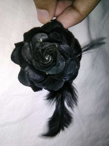 Black Rose Hair Clip