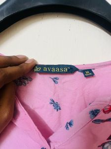 Avaasa Pink Floral Kurti