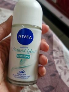 Nivea Roll On Deodorant Natural Glow