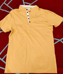 M Size Tshirt 💛