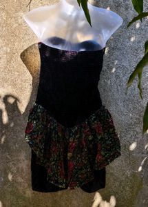 DAMM GORGEOUS BODYCON