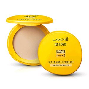 Lakme Sun Expert Compact