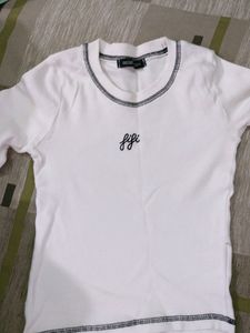 Korean Fitted Top (Long Sleeves)