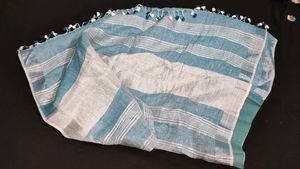 Sea Green Saree With Stitched Blouse.( 2 Items)