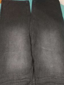 Stylish Black Jeans