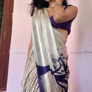 Women Printed Saree