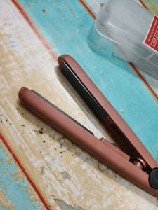Make Time Hair Straightener