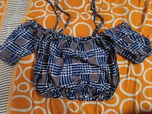 Small Puff Crop Top