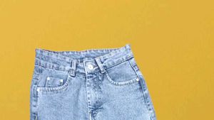 🥰M@07 Size-26 (Sale) Latest Ladies high waist Jea