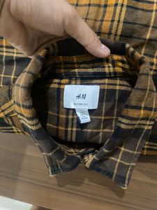 H&M Relaxed Fit Plaid Flannel Shirt