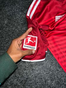 FC BAYERN FOOTBALL JERSEY