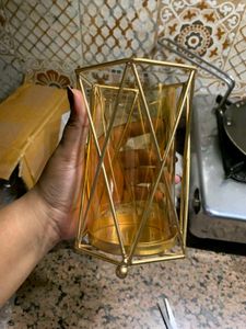 Showpiece with Gold glass and flower  combo