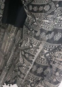Black Patterned Pom-Pom Kaftan
