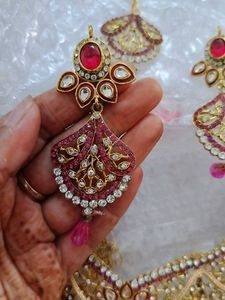 Stone Studded Jewellery Set
