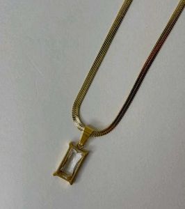 The Soft Focus Herringbone Chain Necklace