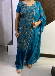 Kurta Salwar Set With Dupatta