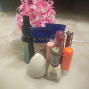 2 Foundation Aloe Vera Finishing Mate Gel Lipstick
