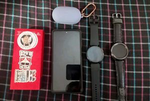 OG SAMSUNG PHONE WATCH BUDS POWERBANK COMBO