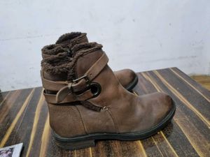 Imported Women Chealsea Boots