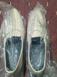 Women Stylish Shoes 🥿