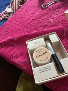 MILA Conceal It Pot Concealer