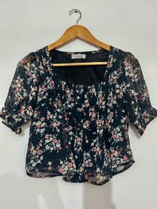 Summery Floral Crop Top