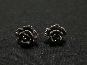 🌹 "Enchanting Petals" Rose Stud Earrings 🌹