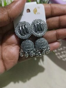 Jhumka Earrings - Trendy
