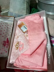 Kurta Sets With Tag 🍑🍑 Colour