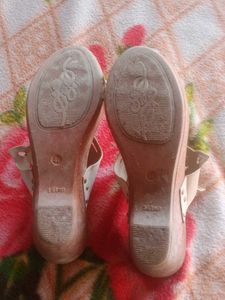Very Beautiful And Comfortable