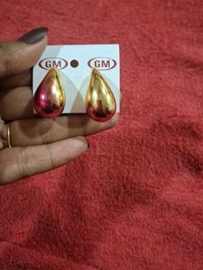 Gold Teardrop Earrings