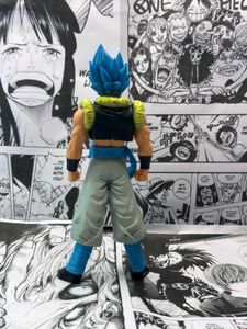 ACTION FIGURE 20 CM
