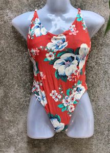I. CUTE BODYSUIT