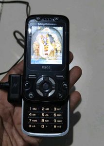 Sony Ericsson F305