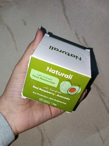 Naturali Light & Bright Moisturizer