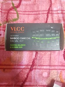 VLCC Natural Sciences Activated Bamboo Charcoal Facial Kit