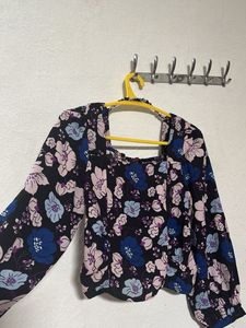 Floral Print Long Sleeve Top